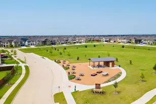 1305 Mill Pl, Aubrey, TX 76227 - Photo 40