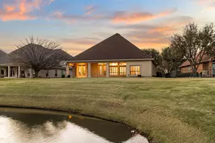 9317 Grandview Dr, Denton, TX 76207 - Photo 2