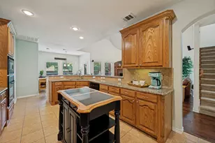 13442 Four Willows Dr, Frisco, TX 75035 - Photo 10