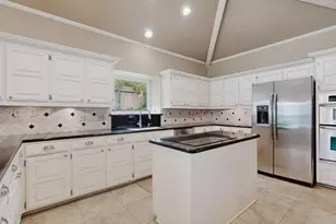 4018 Cobblers Ln, Dallas, TX 75287 - Photo 14