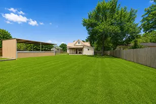 208 Frisco St, Cumby, TX 75433 - Photo 28