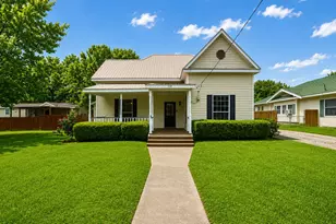 208 Frisco St, Cumby, TX 75433 - Photo 1