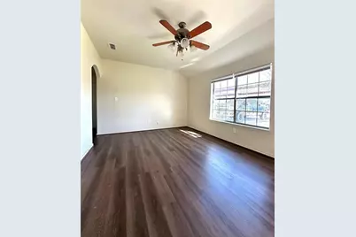 130 Sunburst Court #136, Weatherford, TX 76087 - Photo 4