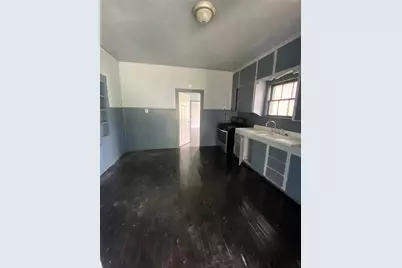 309 E Nelson Street #B, Bowie, TX 76230 - Photo 4