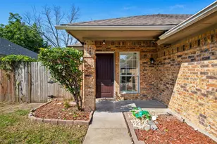 217 N Bugle Dr, Fort Worth, TX 76108 - Photo 4