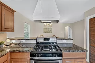 1308 Sherman St, McKinney, TX 75069 - Photo 10