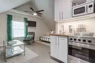 2619 Alco Ave, Dallas, TX 75211 - Photo 30