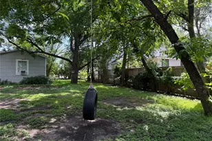 508 E Parks Ave, Waxahachie, TX 75165 - Photo 26
