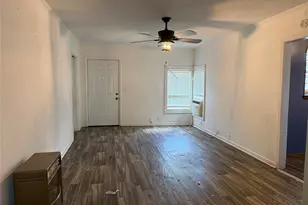 508 E Parks Ave, Waxahachie, TX 75165 - Photo 4