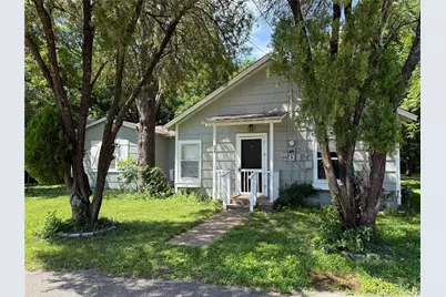 508 E Parks Avenue, Waxahachie, TX 75165 - Photo 1