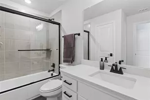 3613 Damsel Mackenzie St, Lewisville, TX 75056 - Photo 26