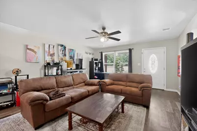 3221 Gibbons Street, Greenville, TX 75401 - Photo 6