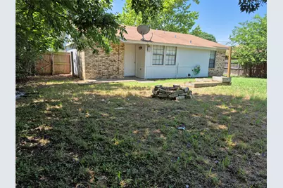 825 Springhill Drive, Burleson, TX 76028 - Photo 22