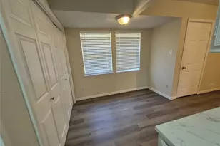 825 Springhill Dr, Burleson, TX 76028 - Photo 8