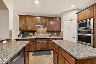 914 Hidden Lakes Dr, Cedar Hill, TX 75104 - Photo 22