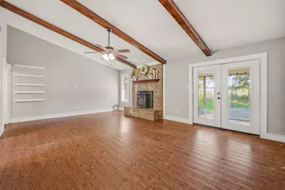1322 Prairie Wind Boulevard, Stephenville, TX 76401 - Photo 8