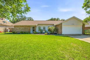 1322 Prairie Wind Blvd, Stephenville, TX 76401 - Photo 1
