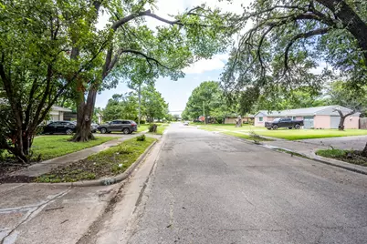 410 E Mona Avenue, Duncanville, TX 75137 - Photo 4