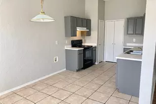 1006 Stockton Dr, Burleson, TX 76028 - Photo 12