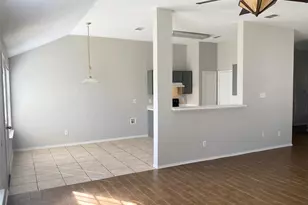 1006 Stockton Dr, Burleson, TX 76028 - Photo 10