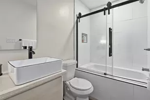 521 York St, Athens, TX 75751 - Photo 30