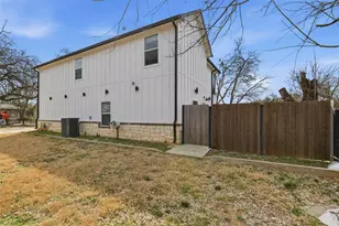521 York St, Athens, TX 75751 - Photo 4
