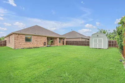 316 Valley Drive, Aubrey, TX 76227 - Photo 32
