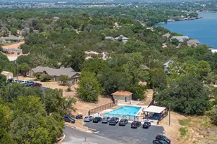 2404 Beverly Dr, Granbury, TX 76048 - Photo 22