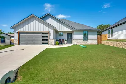 2404 Beverly Drive, Granbury, TX 76048 - Photo 1