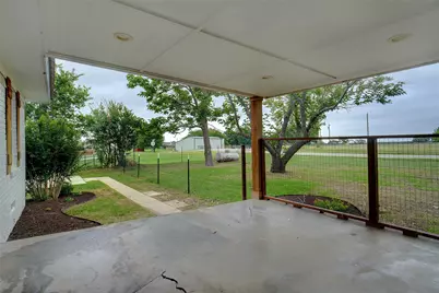 119 Olde Towne Road, Paradise, TX 76073 - Photo 16