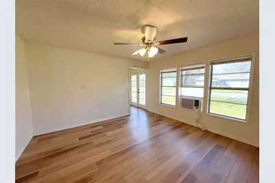 122 Robertson Street, Sulphur Springs, TX 75482 - Photo 10