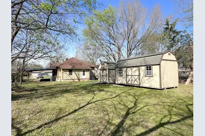 122 Robertson Street, Sulphur Springs, TX 75482 - Photo 28