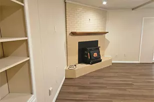 5400 Sayle St, Greenville, TX 75402 - Photo 2