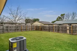 6403 Redwood Ln, Rowlett, TX 75089 - Photo 14