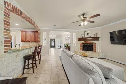 4541 Seventeen Lakes Court, Fort Worth, TX 76262 - Photo 12