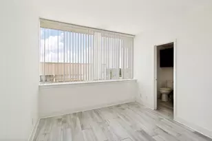 6211 W Northwest Hwy, Dallas, TX 75225 - Photo 18