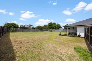 213 Jacob Ct, Glenn Heights, TX 75154 - Photo 26