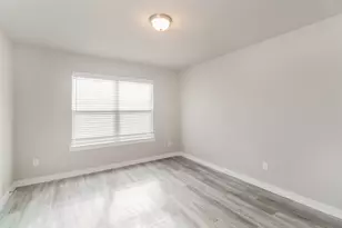 332 Niki Dr, Lewisville, TX 75057 - Photo 12