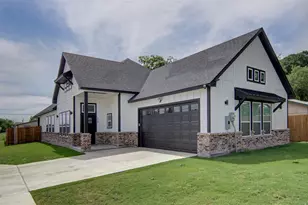 3220 N Houston St, Fort Worth, TX 76106 - Photo 2