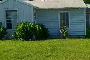 1713 18th St, Mineral Wells, TX 76067 - Photo 8