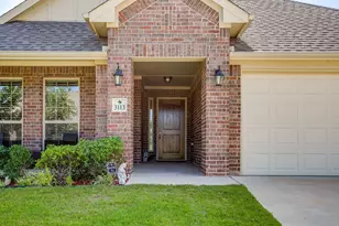 3113 Arbor View Dr, Burleson, TX 76028 - Photo 2