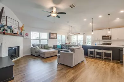 3113 Arbor View Drive, Burleson, TX 76028 - Photo 6
