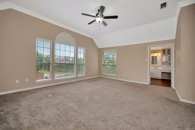 8704 Stonecrest Drive, Irving, TX 75063 - Photo 16