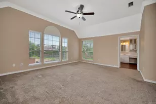 8704 StoneCrest Dr, Irving, TX 75063 - Photo 16