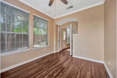 8704 Stonecrest Drive, Irving, TX 75063 - Photo 24