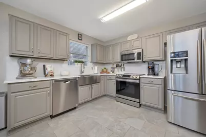 6354 Stonewater Bend Trail, Fort Worth, TX 76179 - Photo 4