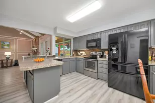 3109 Brightwood Ct, Bedford, TX 76021 - Photo 8