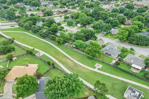 3109 Brightwood Ct, Bedford, TX 76021 - Photo 38