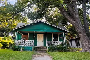 125 NE 11th St, Paris, TX 75460 - Photo 2