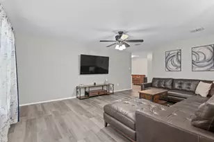 1200 1st St, Sanger, TX 76266 - Photo 8